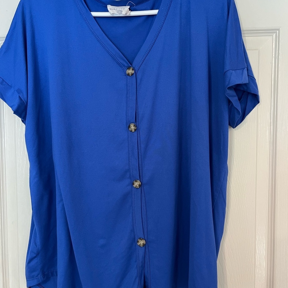 Ninexis Royal Blue Button-Up Women's High Low Top Large